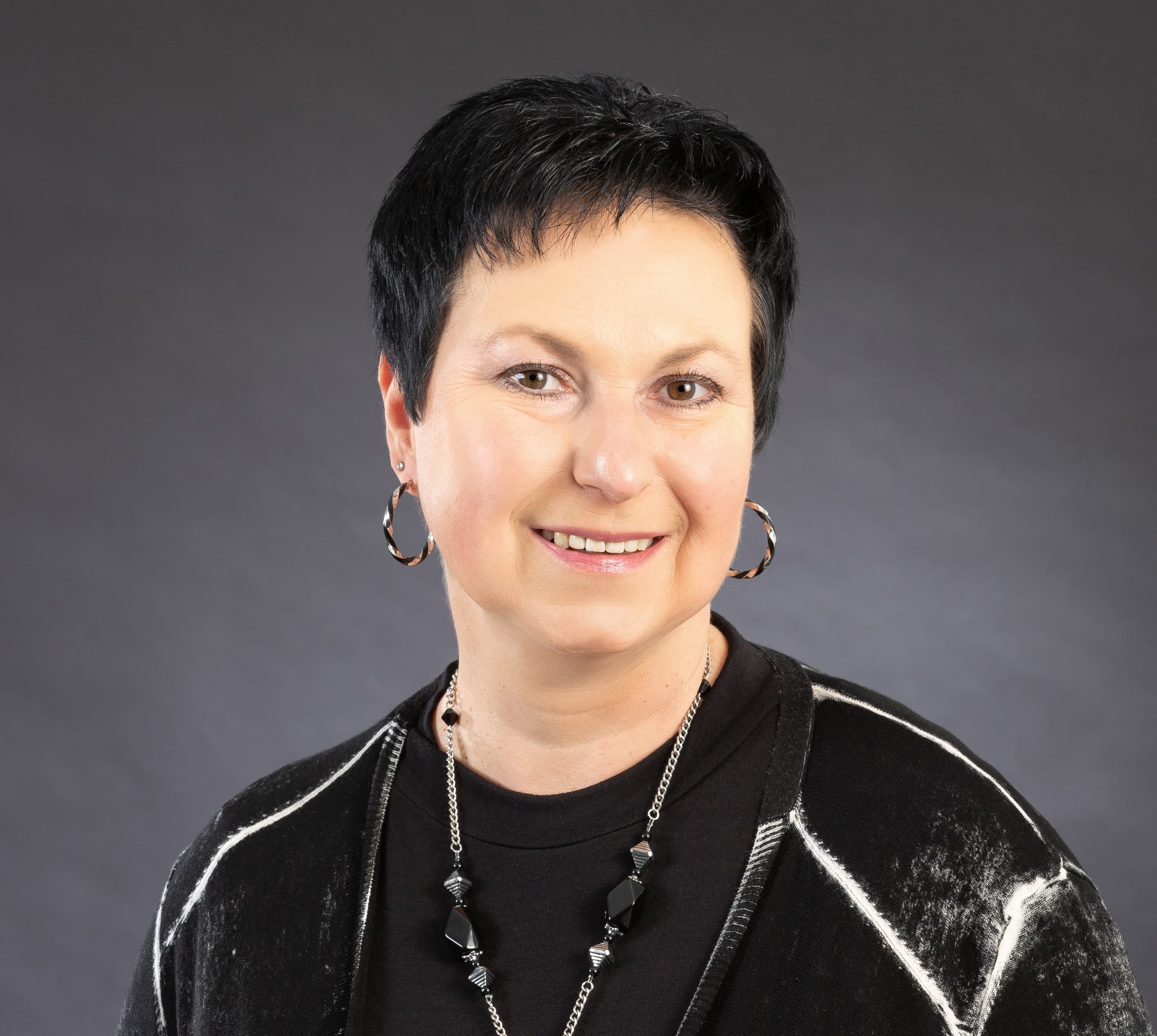 Portrait: Rebecca Michéle