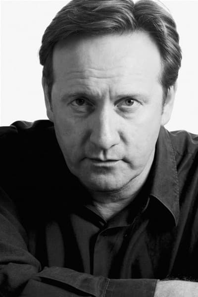 Portrait: Neil Dudgeon