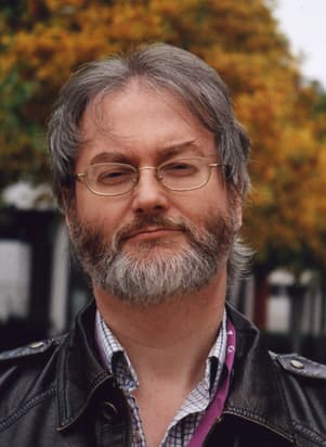 Portrait: Simon R. Green