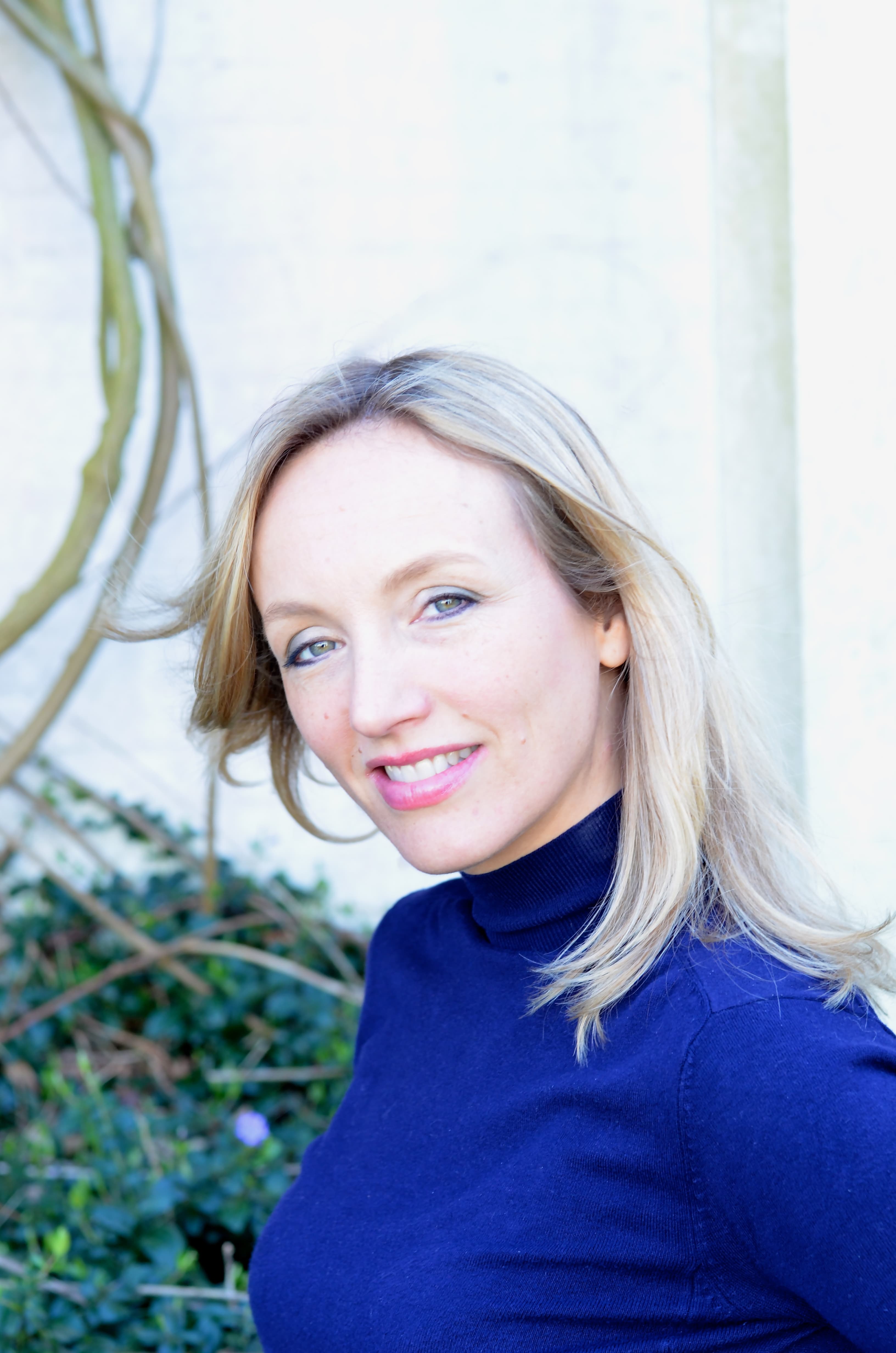 Portrait: Mel Wallis de Vries